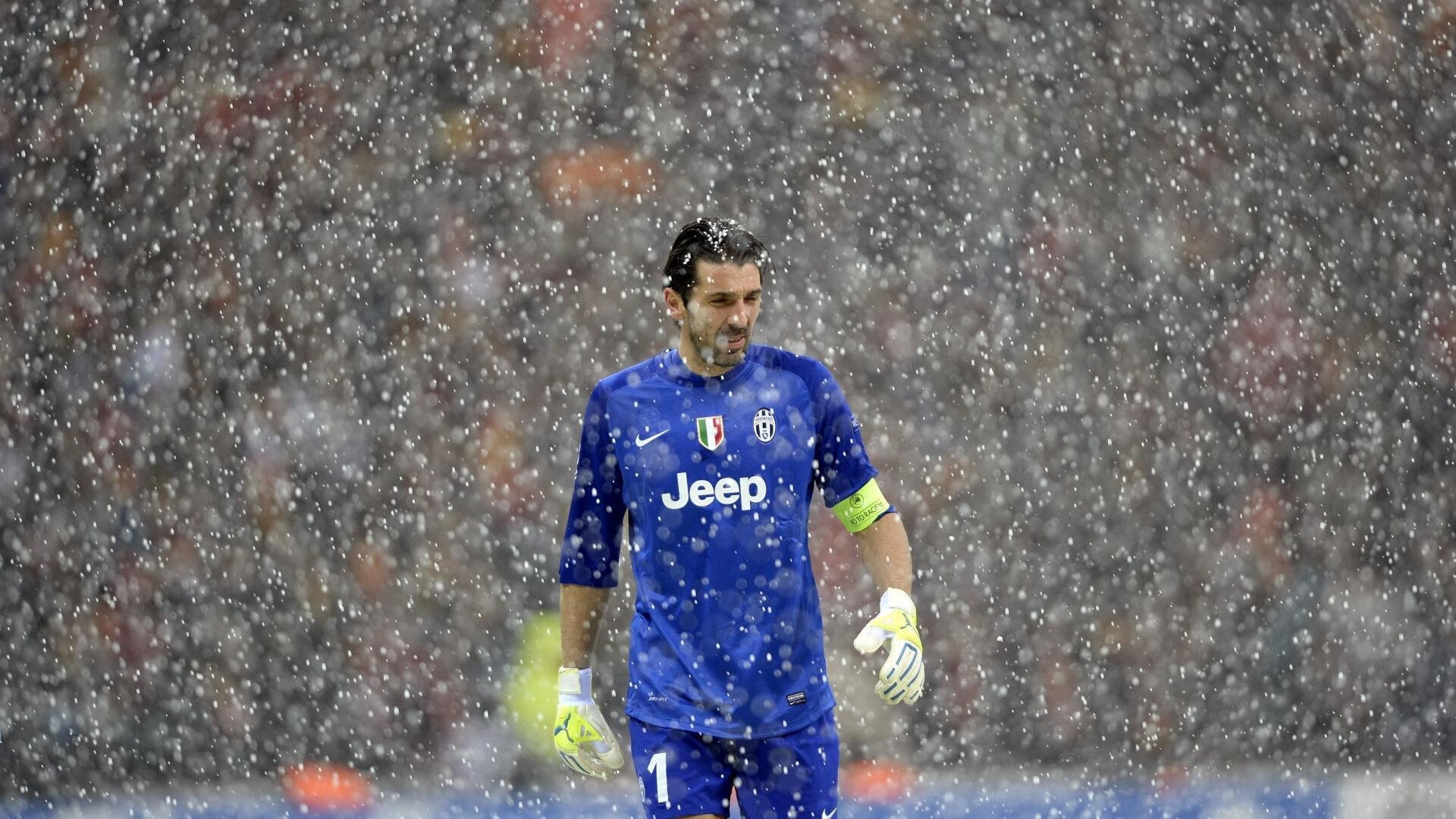 世界杯小组赛第三轮：中国队1比0击败欧洲二流 强势拿到队史首场世界杯胜利